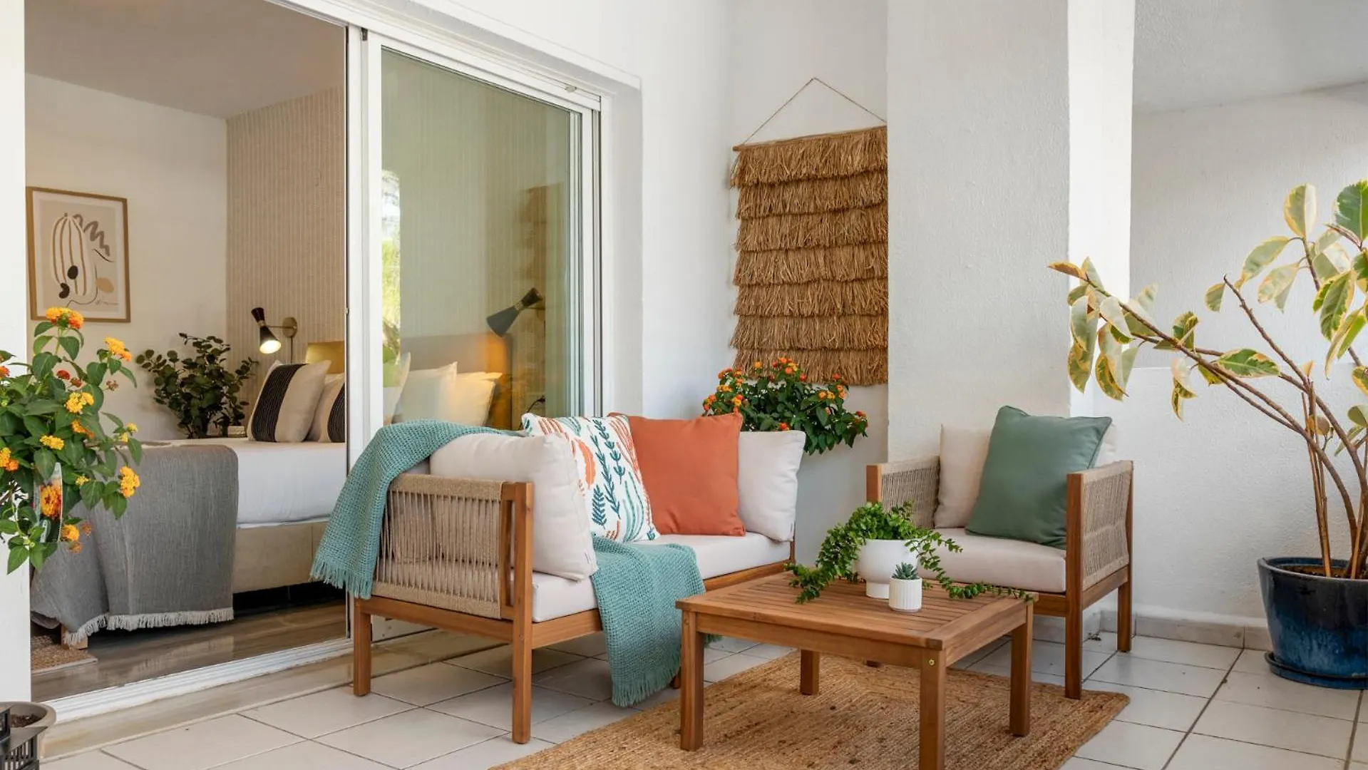 Charming And Spacious Apartment In Medina Garden - Puerto Banus Marbella